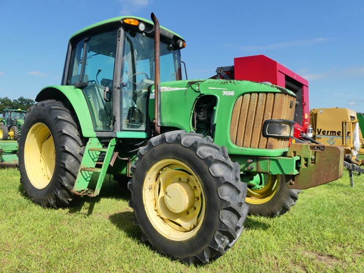 john-deere-7130-image-1