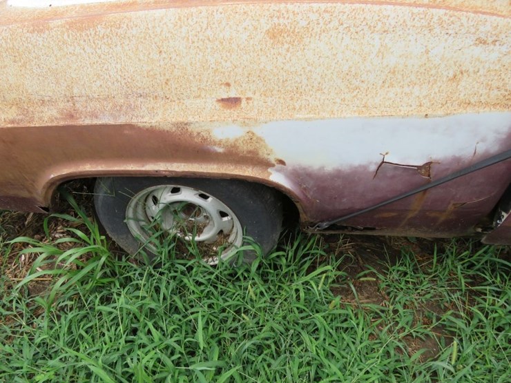 1965-chevrolet-impala-ss-2dr-ht-image-4