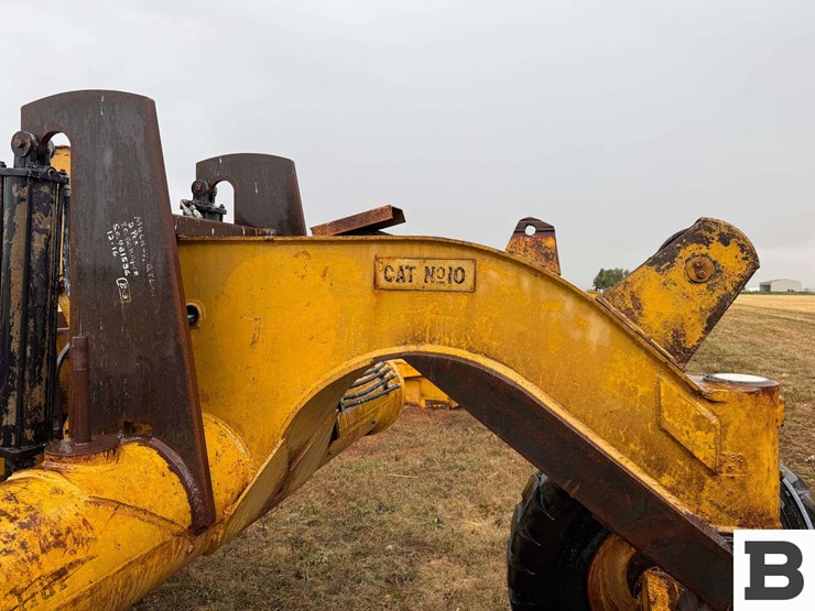 caterpillar-60-image-44