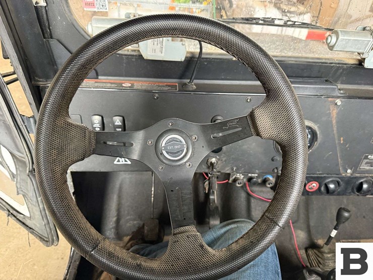 2022-mahindra-roxor-4x4-utv-image-36