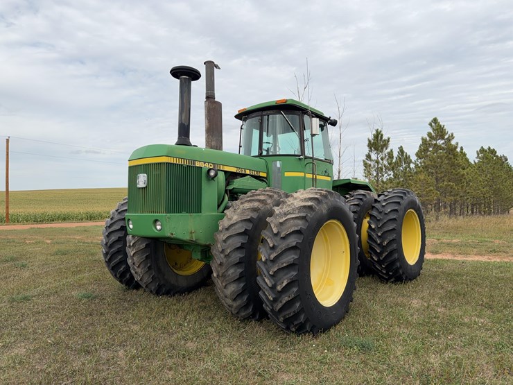 john-deere-8640-image-1