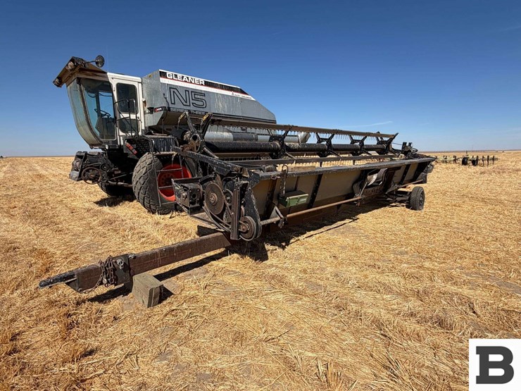 1981-allis-chalmers-gleaner-n-series-header-image-25