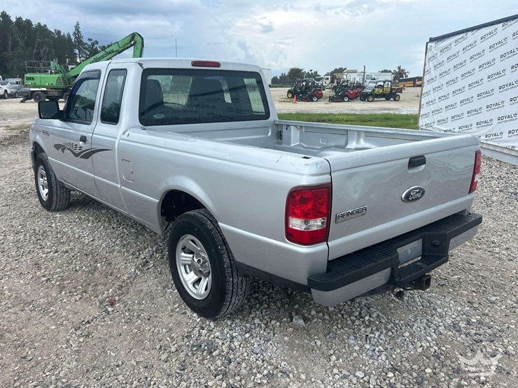2010-ford-ranger-image-4
