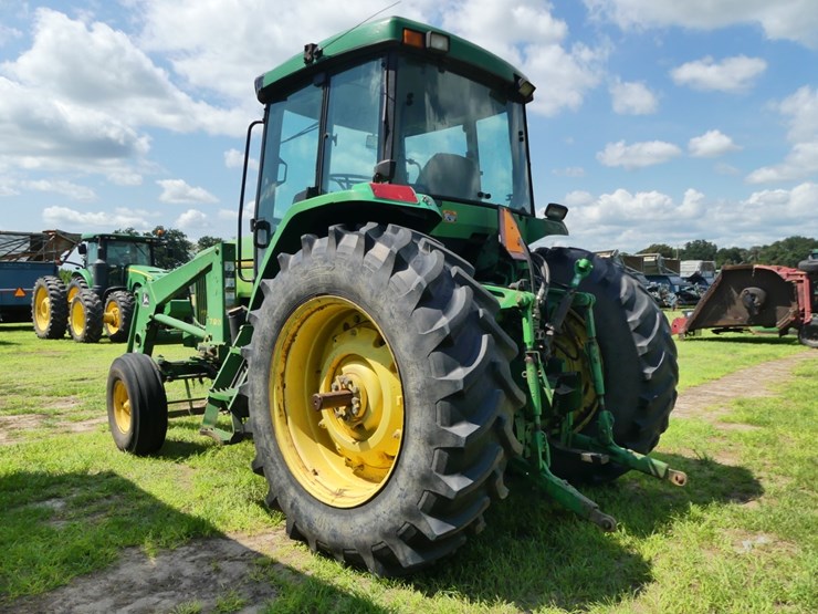 john-deere-7400-image-4