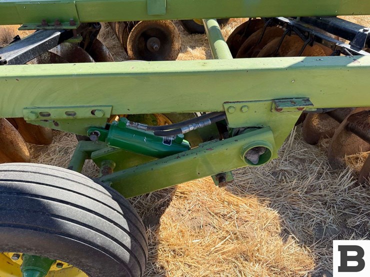 john-deere-twin-offset-disc-image-41