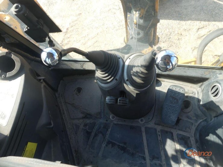 jcb-3cx-image-24