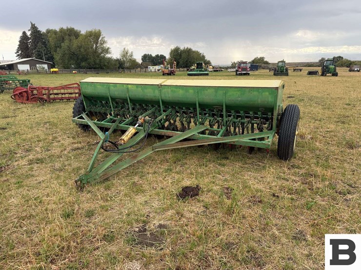 13'-grain-drill-image-1