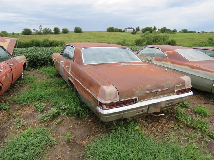 1966-chevrolet-impala-4drht-image-5
