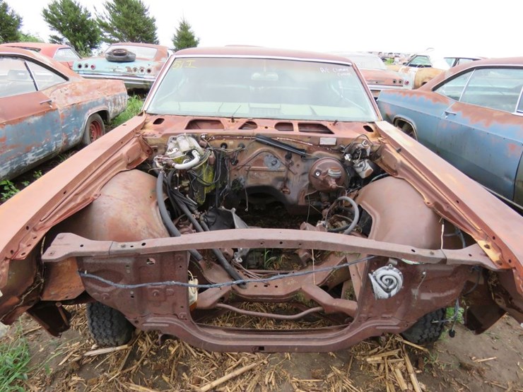 1966-chevrolet-caprice-2dr-ht-image-2
