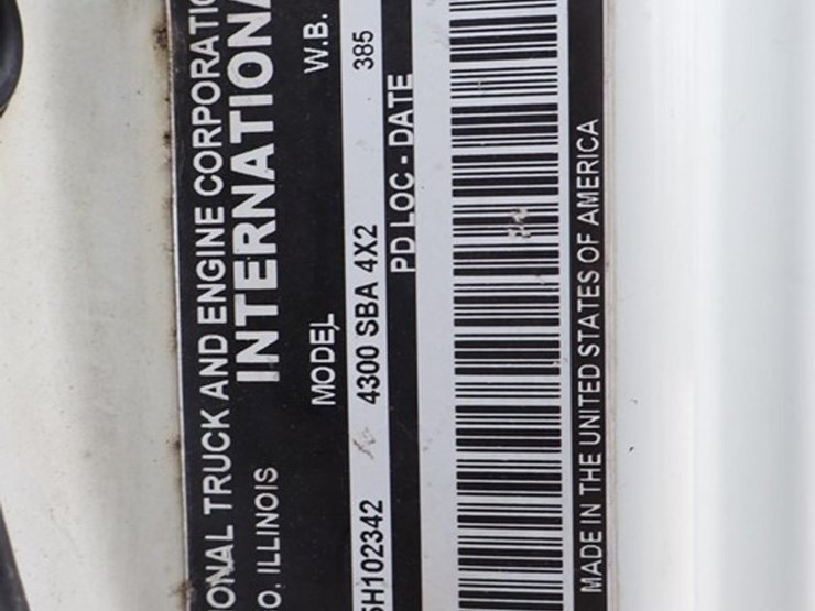 2005-international-durastar-4300-image-16