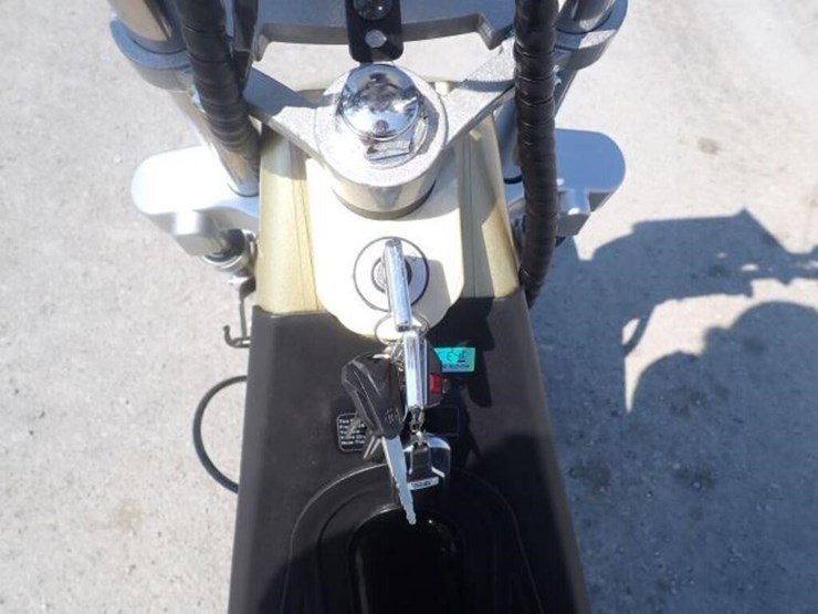 2024-shansu-youpi-60v-electric-tricycle-r36cp3010r-image-17
