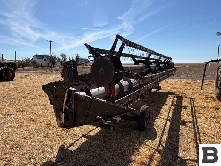 1981-allis-chalmers-gleaner-n-series-header-image-5