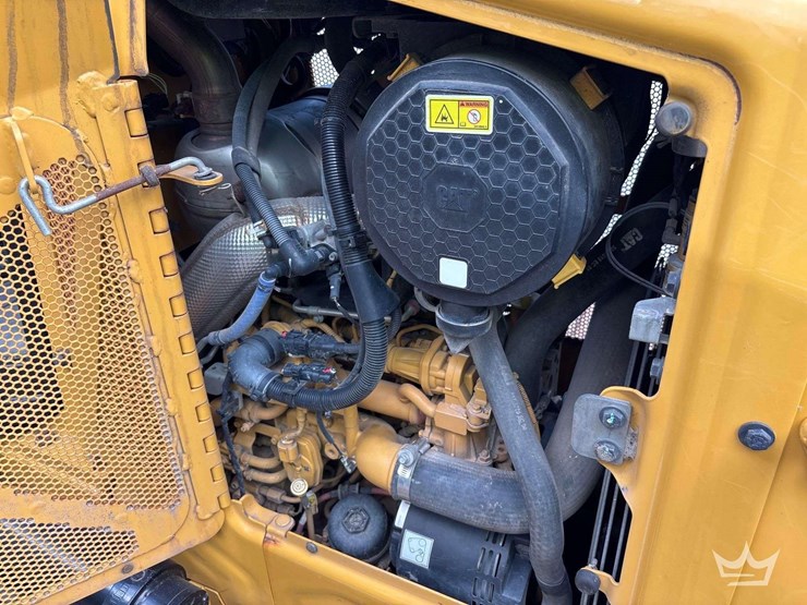2022-caterpillar-d3-image-15