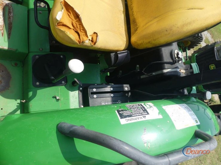2021-john-deere-5045e-image-11