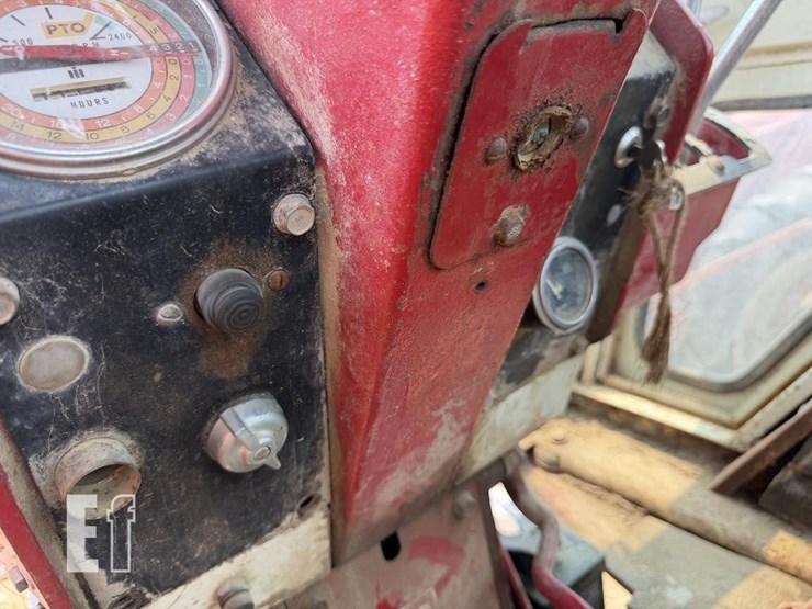 1969-farmall-1256-image-12