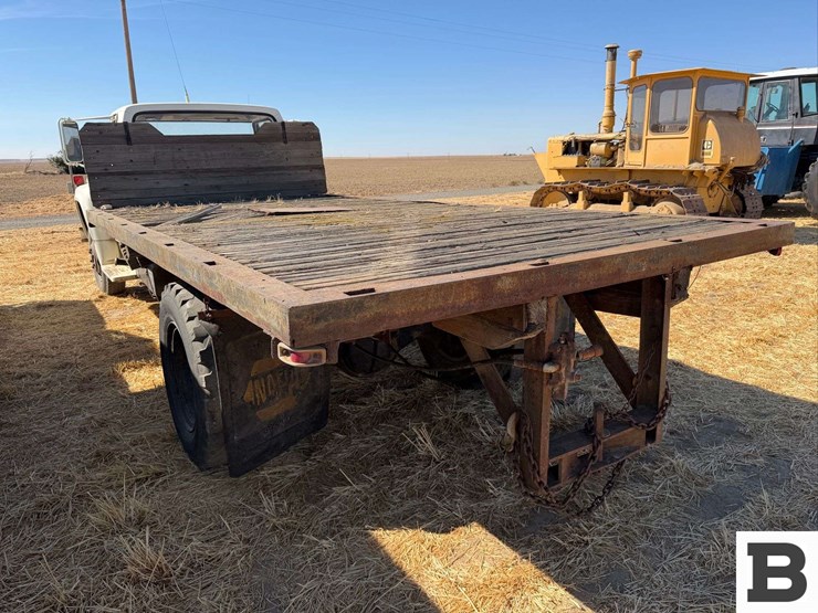 1973-ford-flatbed-image-3