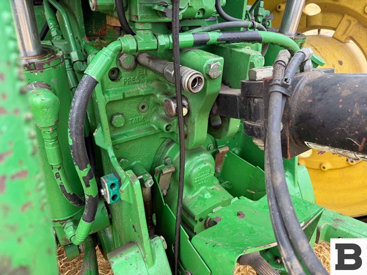 1997-john-deere-8400t-image-39
