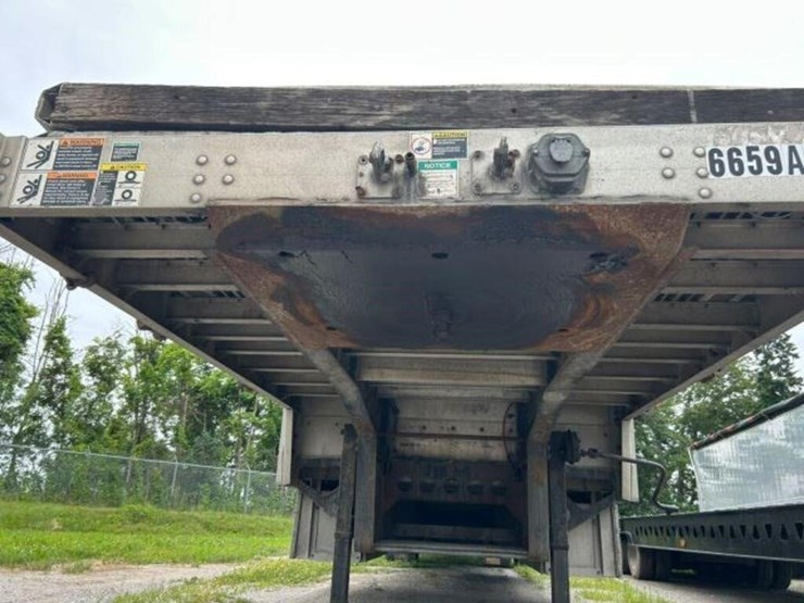 2008-wilson-48-ft-image-13