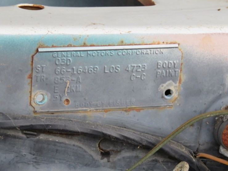 1966-chevrolet-impala-4dr-sedan-image-6