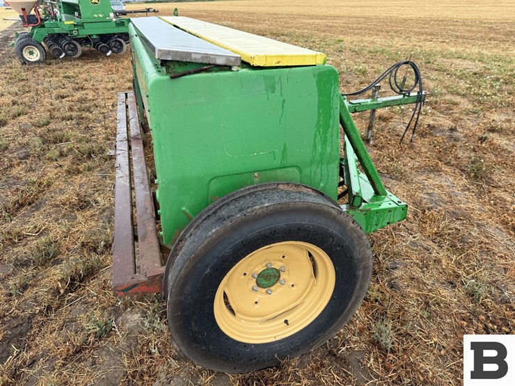 john-deere-8350-image-34