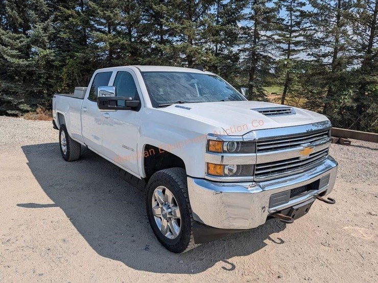 2017-chevrolet-silverado-3500-image-47