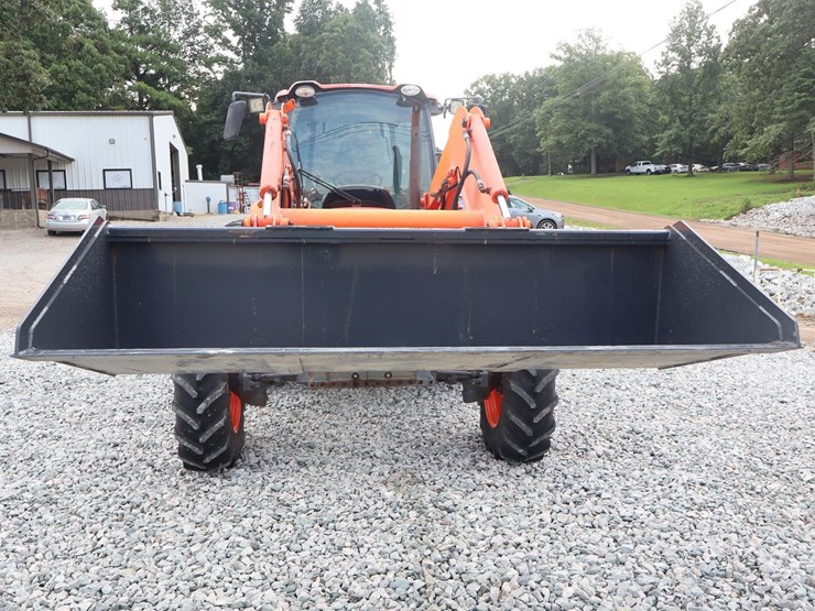 2013-kubota-m9960d-image-10