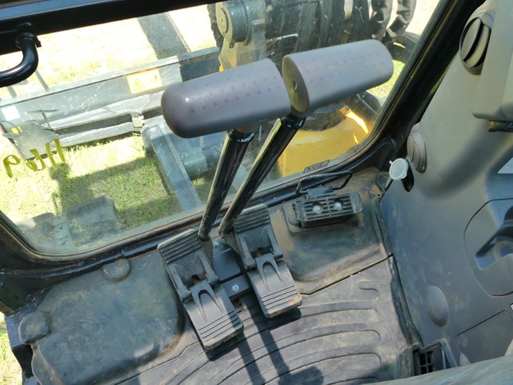 deere-60p-image-15