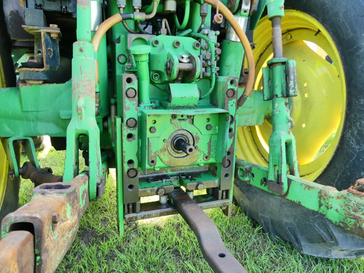 john-deere-7130-image-7