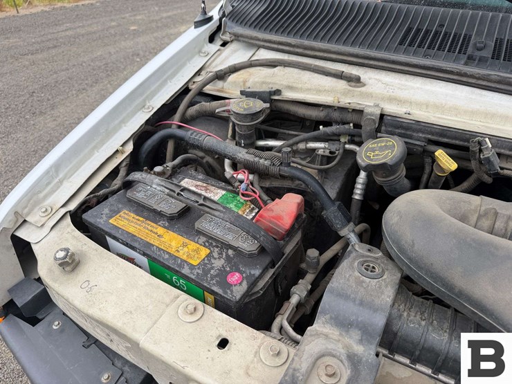 2006-ford-cargo-image-35