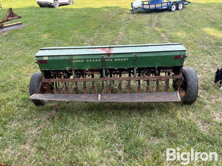 john-deere-750-image-6