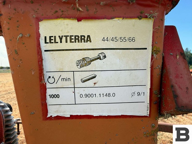lelyterra-15'-power-harrow-image-23