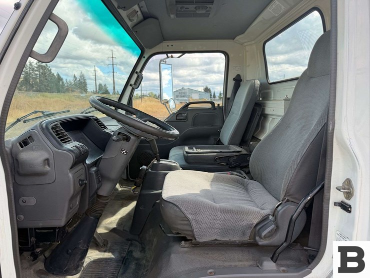 2000-gmc-w4500-image-23