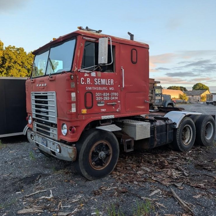 1972 Ford Cabover Truck
