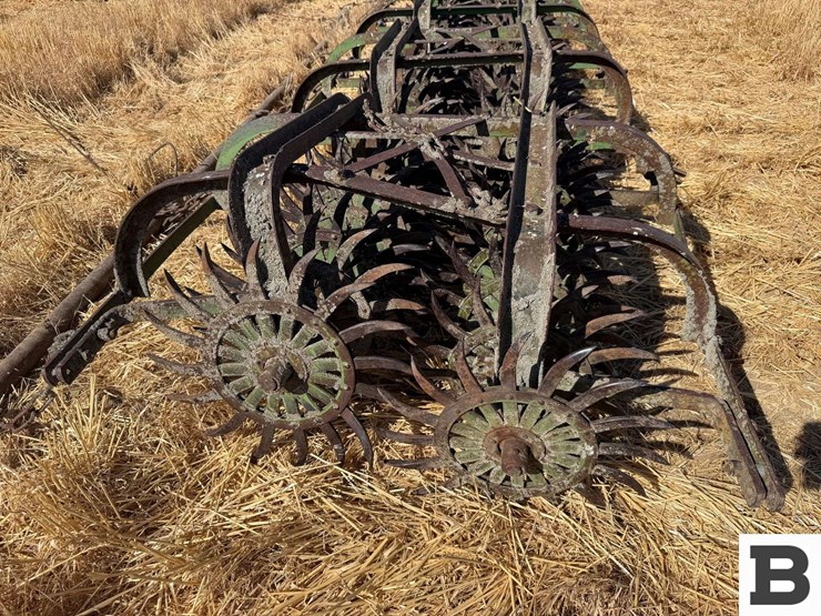 40'-rotary-hoe-image-14