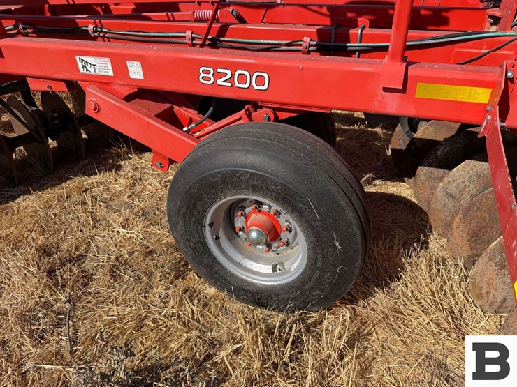 2012-kuhn-krause-8200-twin-offset-disc-image-30