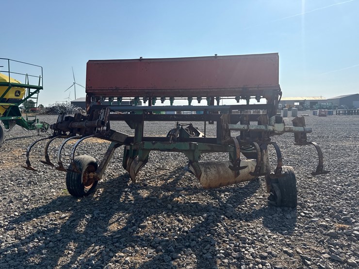#49390-•-levee-squeezer-w/-seeder-inv#-49390-image-6