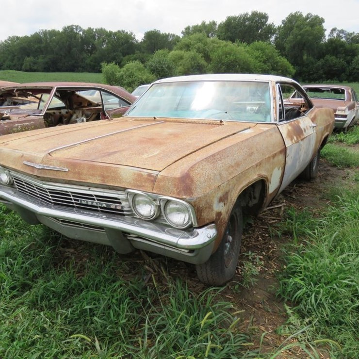 1965 Chevrolet Impala SS 2dr HT