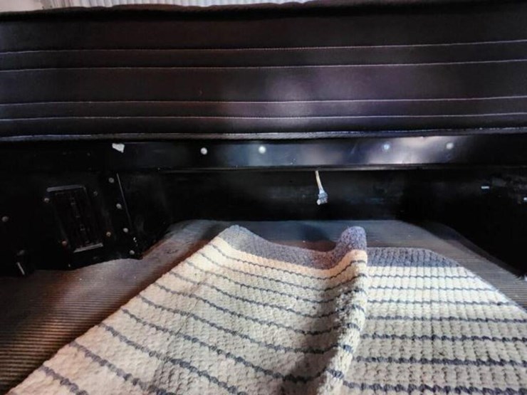 2008-kenworth-t800-image-27