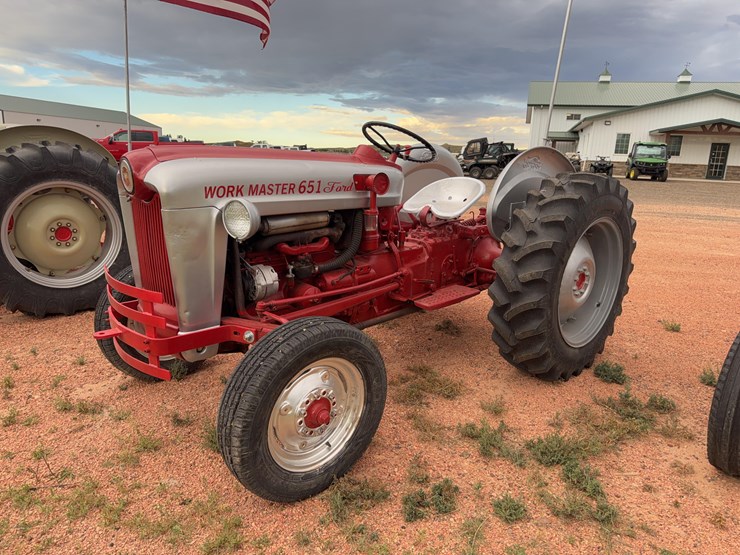 1958-ford-651-image-3