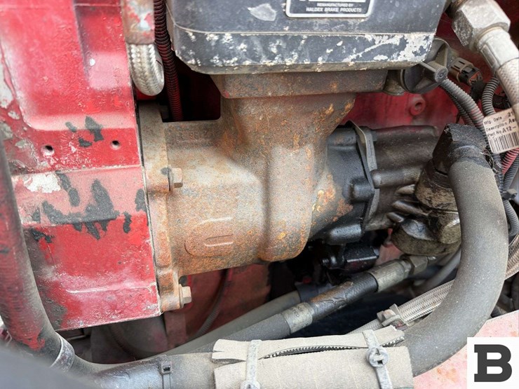 2001-freightliner-cst120-tank-truck-image-58