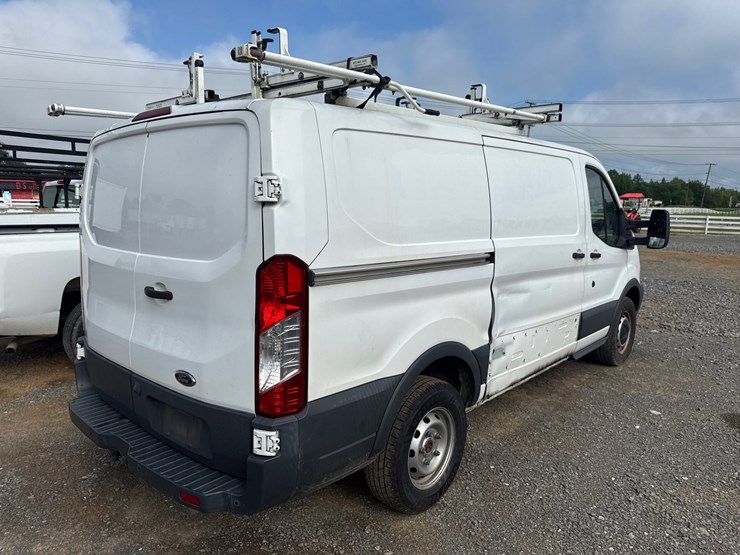 2018-ford-transit-image-4