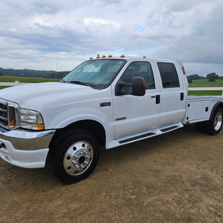2004 FORD F450 XLT