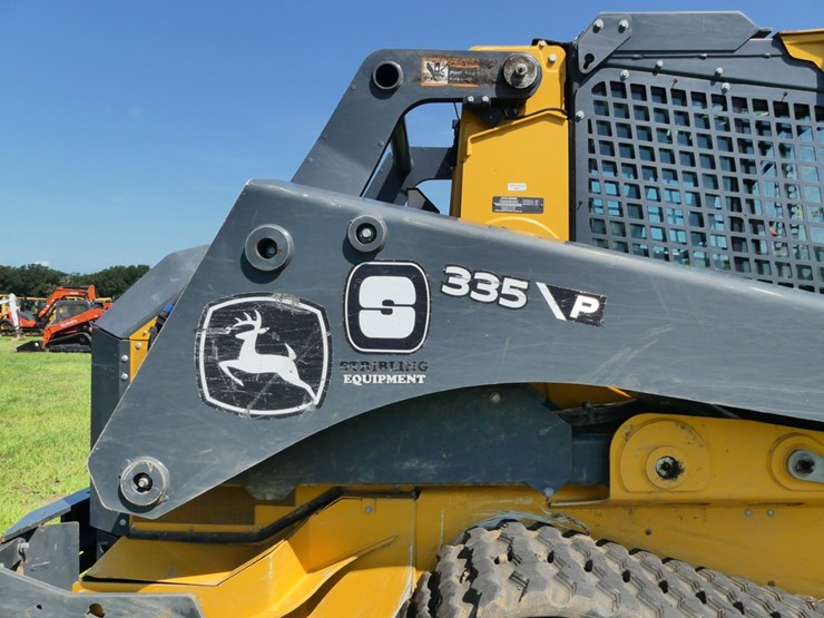 2024-deere-335p-image-7
