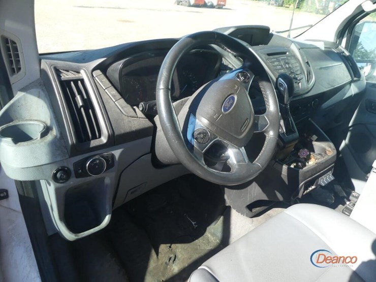 2015-ford-transit-image-8