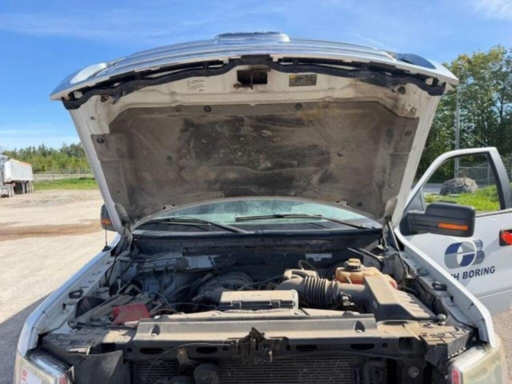 2014-ford-f150-xlt-image-27