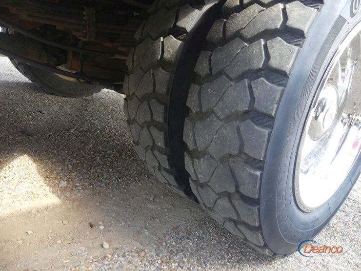 2020-ford-f550-image-4