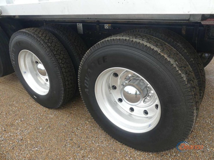 2019-kenworth-t880-image-4