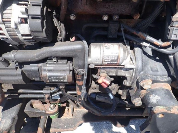 john-deere-3520-image-29