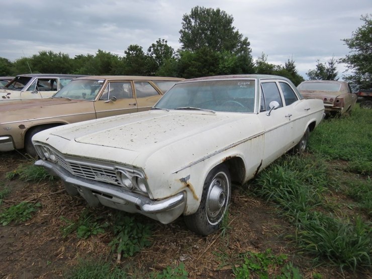 1966-chevrolet-belair-4dr-sedan-image-1