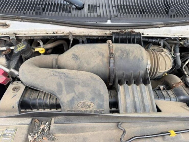 2013-ford-e450-image-41